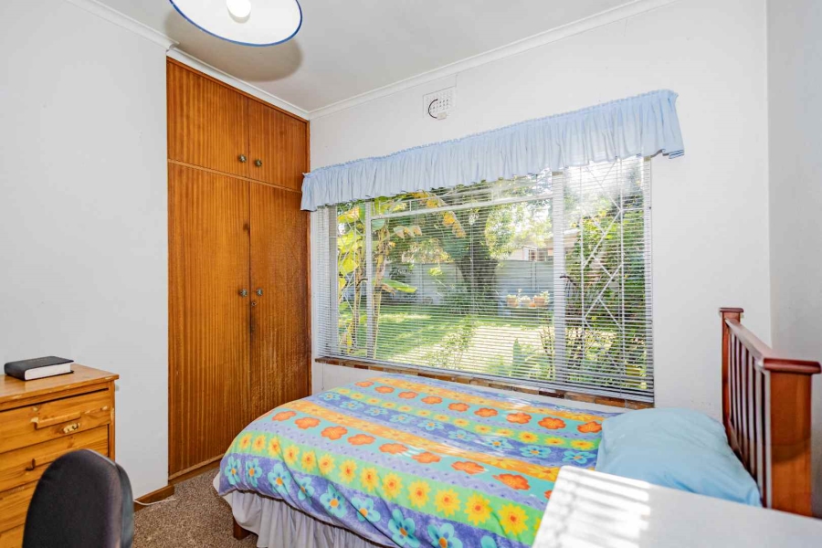 4 Bedroom Property for Sale in Oostersee Western Cape